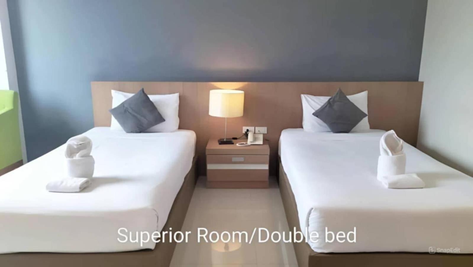 S Tara Grand Hotel Surat Thani Buitenkant foto
